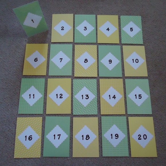Arch Table Numbers 1-25 Emerald Green 7 Lime Grn & Yellow Table Numbers/Clear Stands 1-20